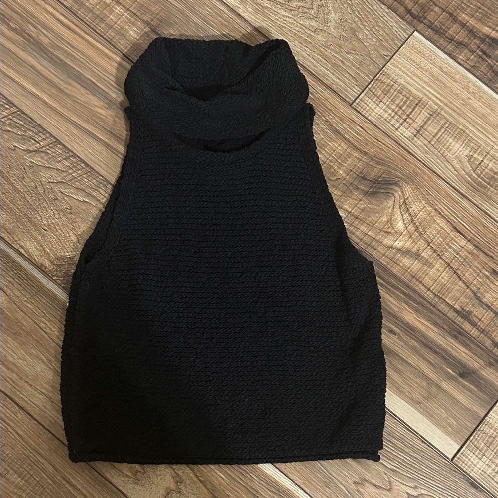 Black Sleeveless Knit Top